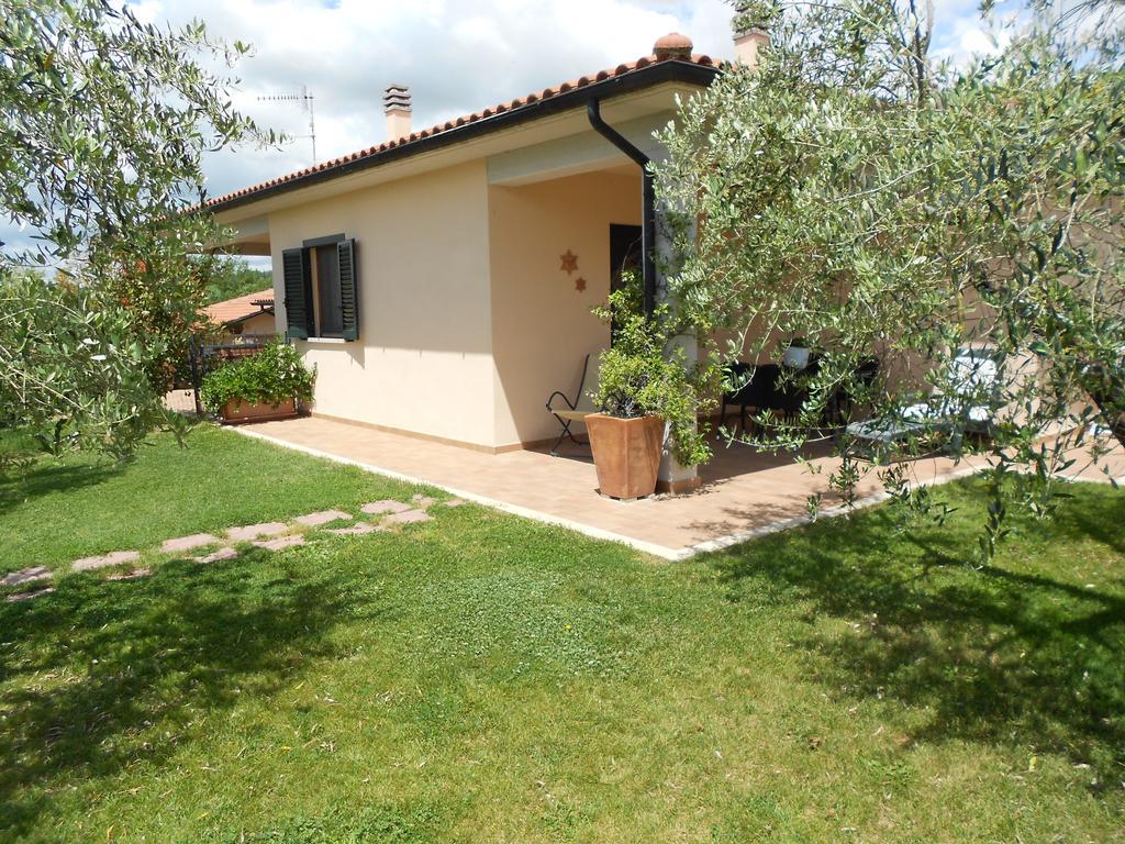 Poggio Degli Olivi Guest House ซาตูร์เนีย ภายนอก รูปภาพ