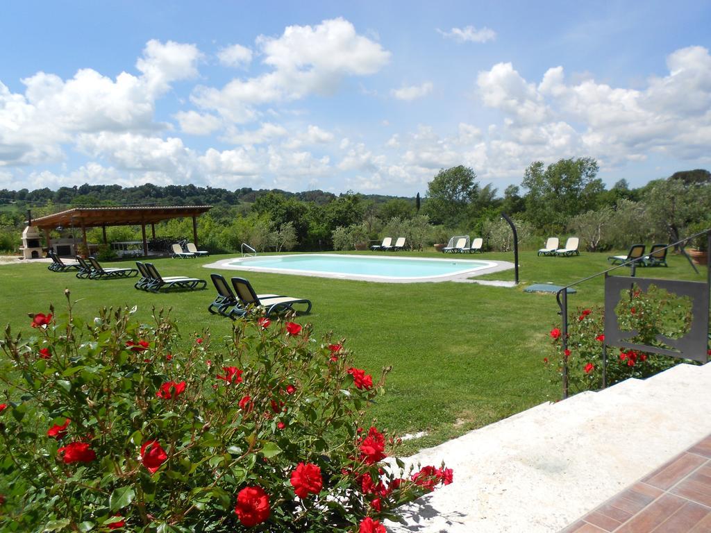 Poggio Degli Olivi Guest House ซาตูร์เนีย ภายนอก รูปภาพ