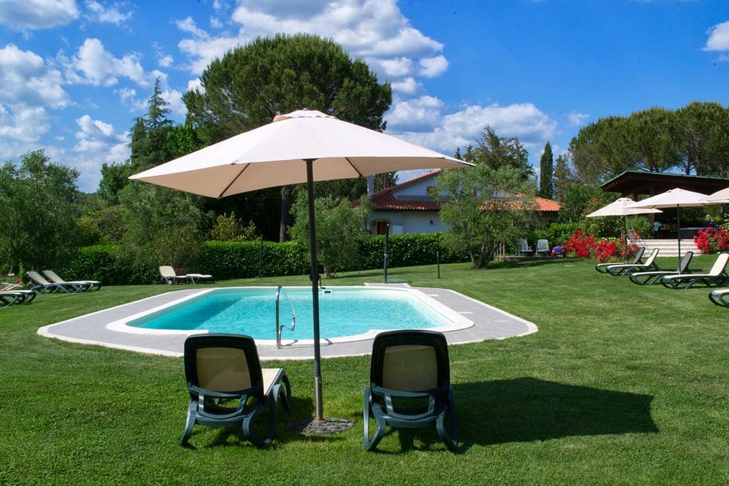 Poggio Degli Olivi Guest House ซาตูร์เนีย ภายนอก รูปภาพ